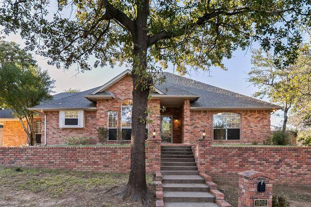 Weatherford, TX 76087,1902 Country Brook Drive