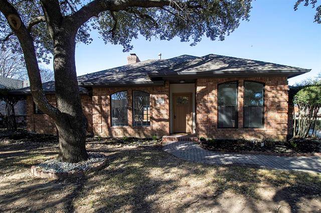 Grapevine, TX 76051,2912 Scenic Drive