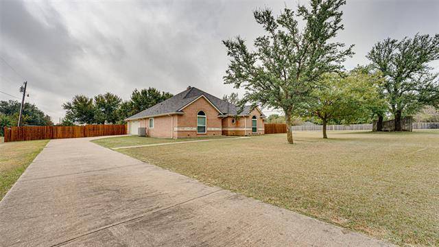 Red Oak, TX 75154,401 Country Ridge Lane