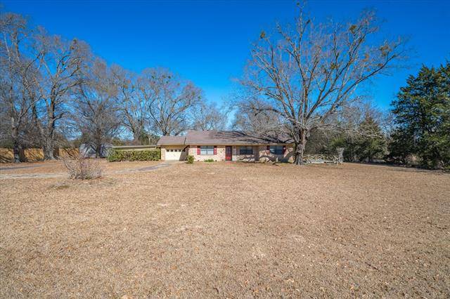 Grand Saline, TX 75140,1113 VZ County Road 1703