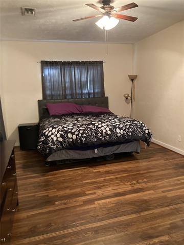 Brady, TX 76825,207 W 7th