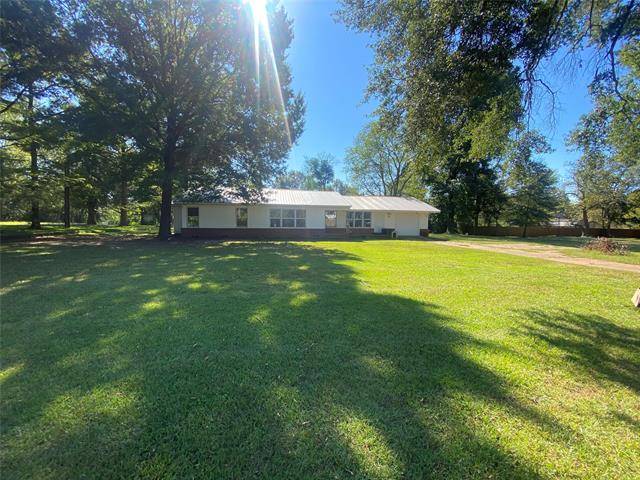 Naples, TX 75568,404 E Front Street