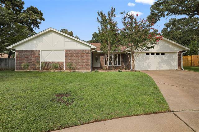 Bedford, TX 76021,3320 Derby Court