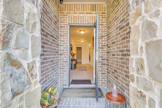 Burleson, TX 76028,396 Meadow Ridge Drive