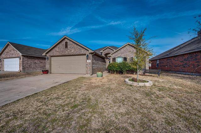 Waxahachie, TX 75165,322 Creekside Way