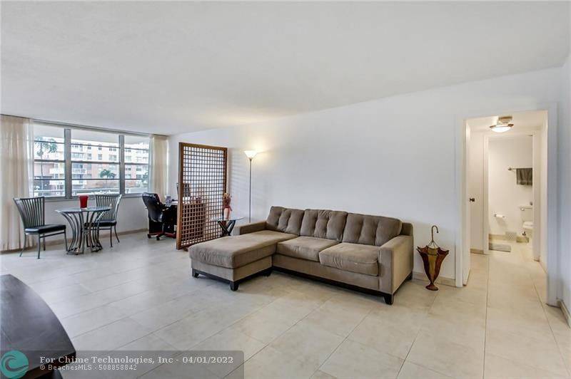 Sunny Isles Beach, FL 33160,250 174th St  #115