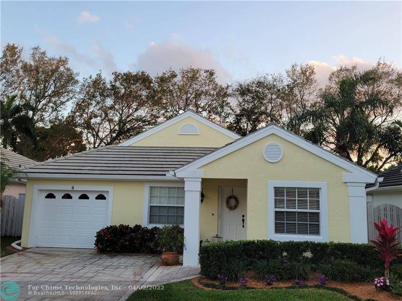 Palm Beach Gardens, FL 33418,8 Admirals Ct