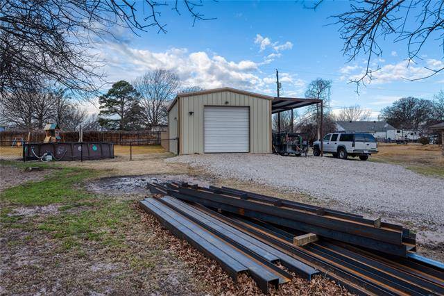 Azle, TX 76020,405 Maplewood Street