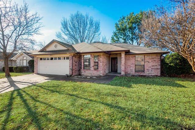 Arlington, TX 76001,916 Pierce Arrow Drive