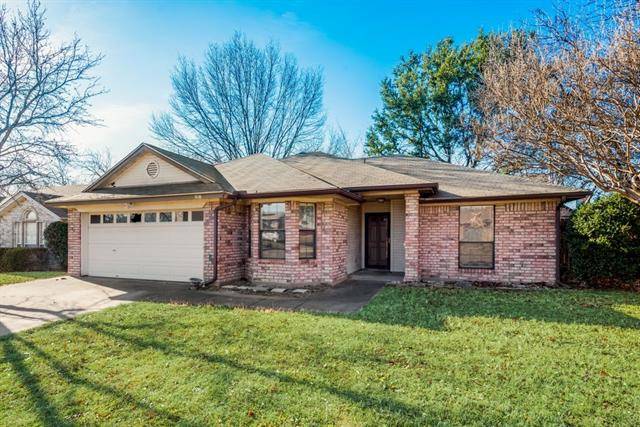 Arlington, TX 76001,916 Pierce Arrow Drive