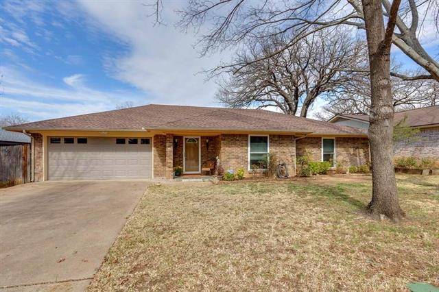 Arlington, TX 76015,2209 Bainwood Trail