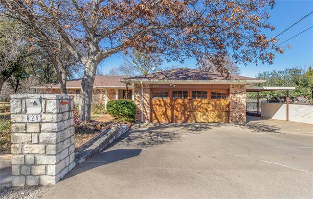 Granbury, TX 76048,624 S Harbor Court