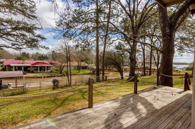 Mabank, TX 75156,113 Lake Front Drive