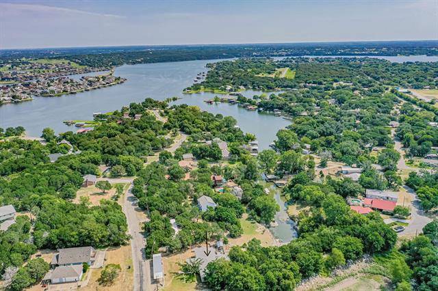 Granbury, TX 76048,1201 COMANCHE COVE Drive