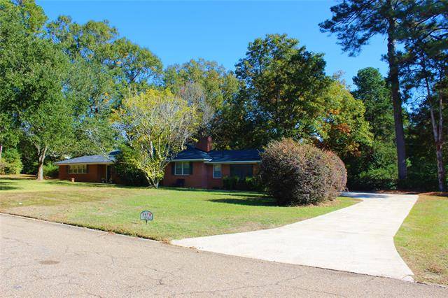 Minden, LA 71055,1106 Victory Drive