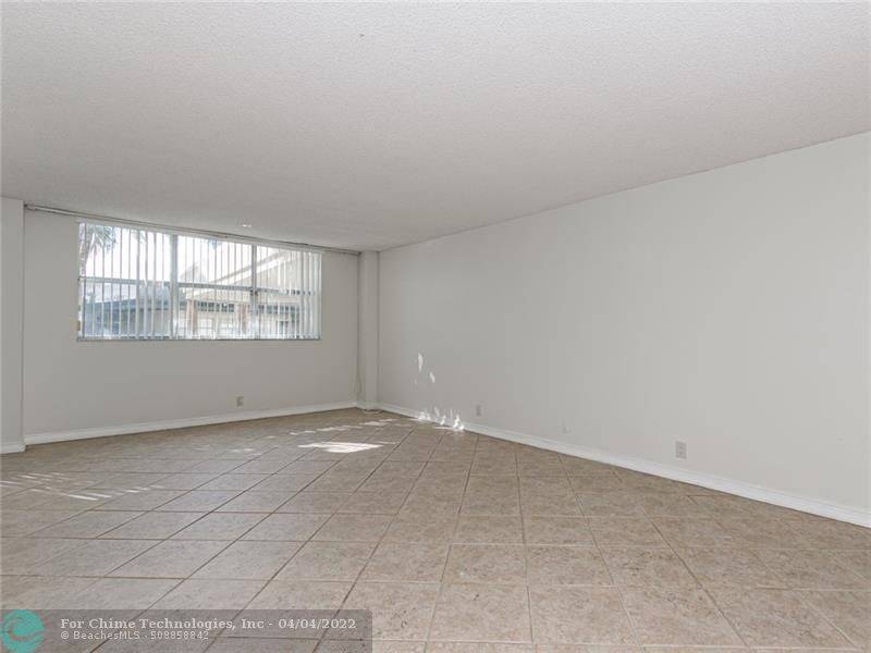 Hallandale Beach, FL 33009,100 Golden Isles Dr  #101