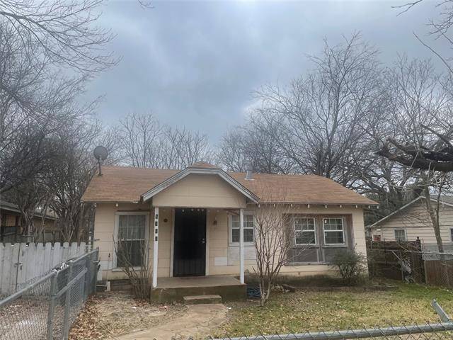 Fort Worth, TX 76107,5105 Locke Avenue