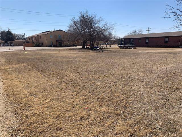 Munday, TX 76371,000 S 4th Avenue