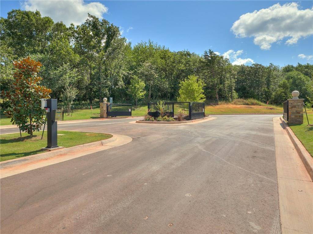 Edmond, OK 73034,Block 7 Lot 5 Montmartre II