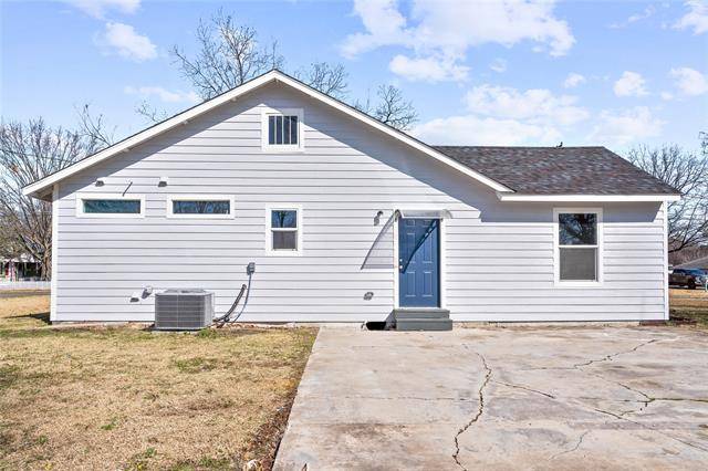 Bonham, TX 75418,606 E 12th Street