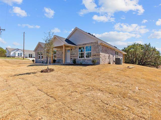 Granbury, TX 76048,2301 Creek Drive