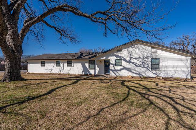 Burleson, TX 76028,137 Southwood Drive