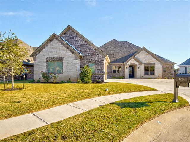 Granbury, TX 76048,1204 Huntington Cove Court