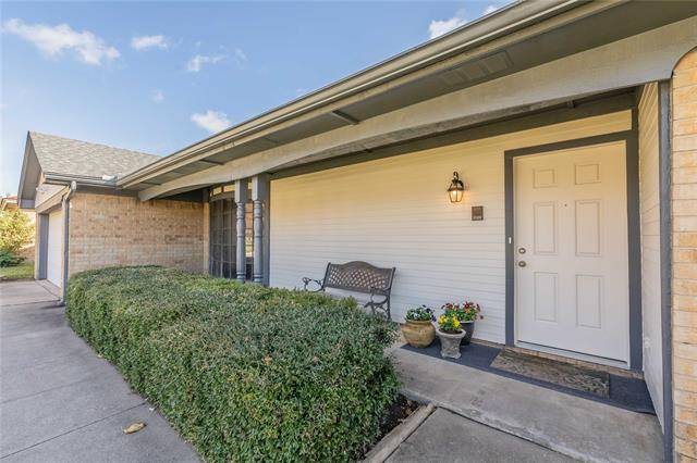 North Richland Hills, TX 76180,5806 E Crestwood Circle