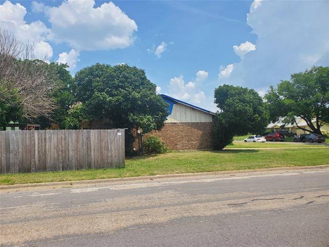 North Richland Hills, TX 76180,5644 Belfast Lane