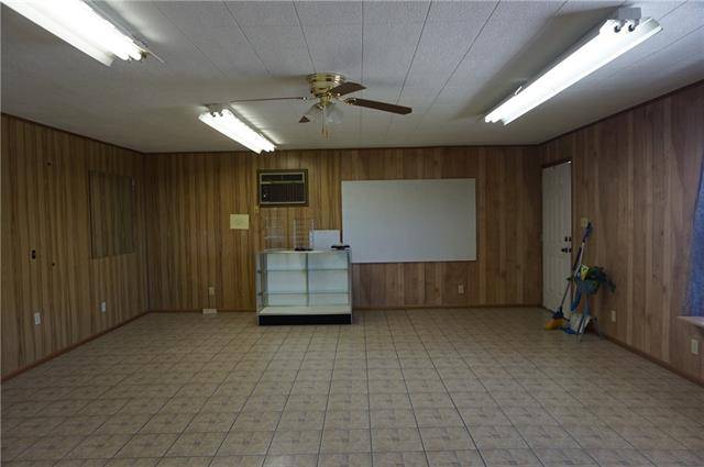 Graham, TX 76450,1506 Old Jacksboro Road