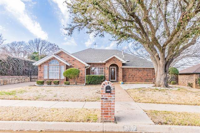 Bedford, TX 76021,2132 Oakmeadow Street