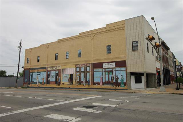 Denison, TX 75020,200 W Main Street