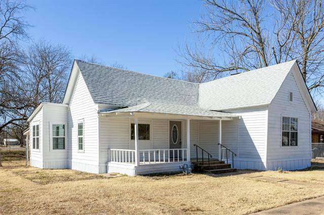 Bonham, TX 75418,1401 Oak Street