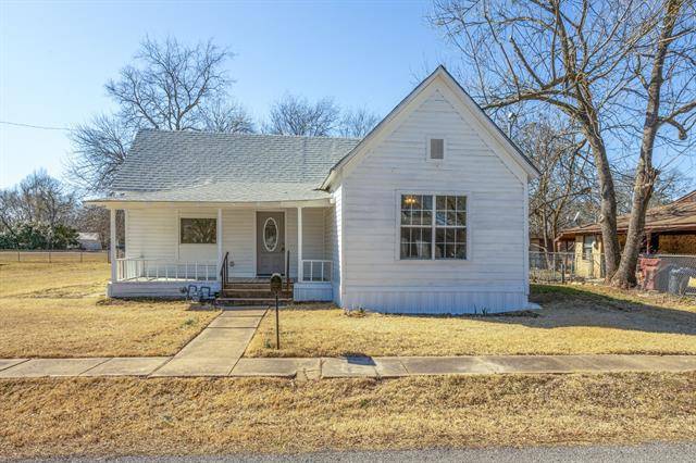 Bonham, TX 75418,1401 Oak Street