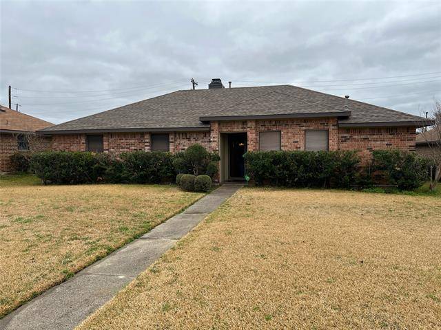 Carrollton, TX 75007,1702 Paxton Drive