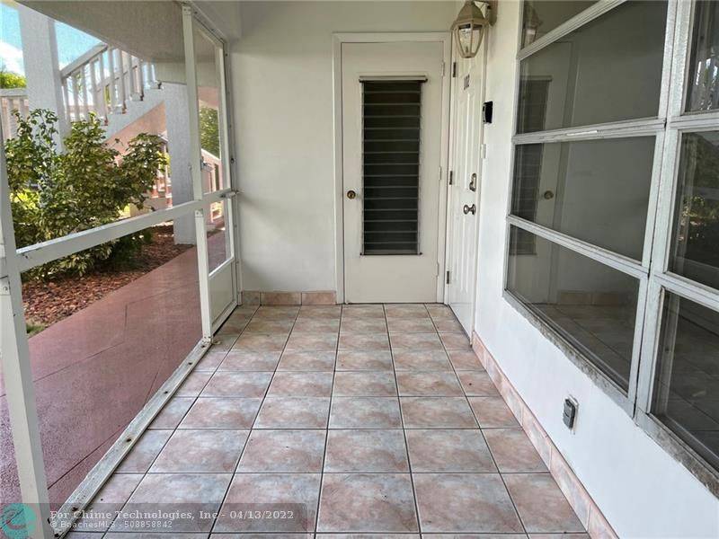 Pompano Beach, FL 33060,600 Pine Dr  #102