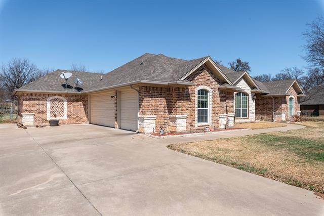 Granbury, TX 76049,10407 Ravenswood Road