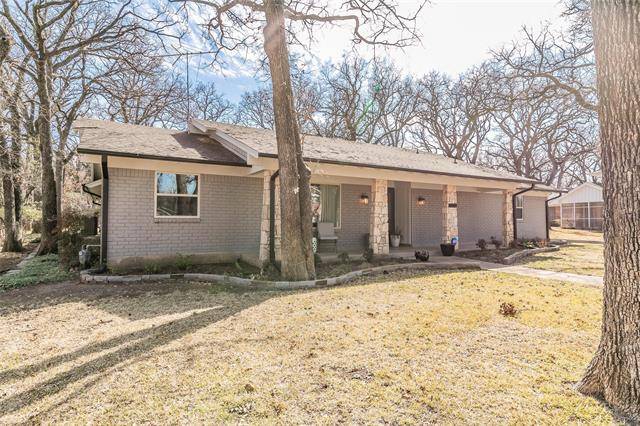 Arlington, TX 76013,3412 Woodford Drive