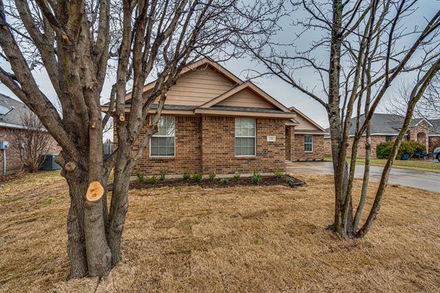 Red Oak, TX 75154,320 Fox Hollow Drive