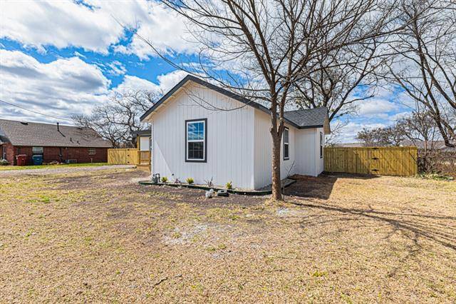 Farmersville, TX 75442,109 N Hamilton Street