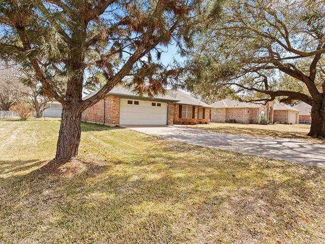 Granbury, TX 76049,905 Janis Street