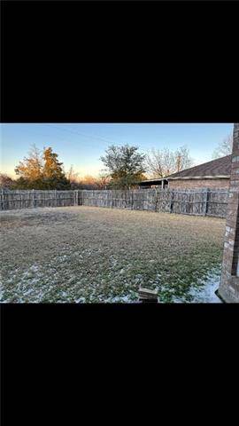 Desoto, TX 75115,819 Longleaf Drive