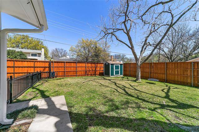 Dallas, TX 75238,9911 Estate Lane