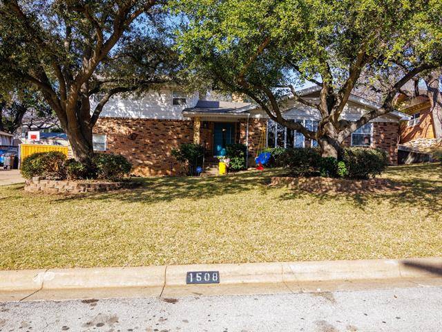 Fort Worth, TX 76112,1508 Dalewood Court