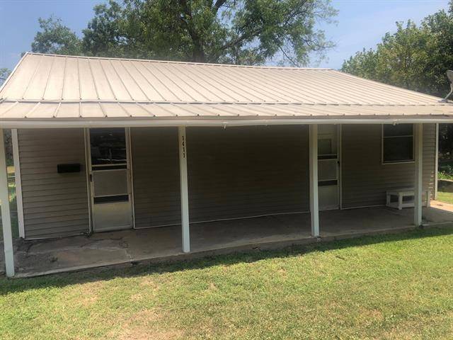 Brady, TX 76825,1411 S Blackburn Street