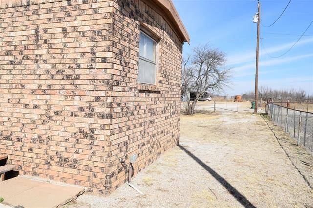 Coleman, TX 76834,408 Sunrise Lane