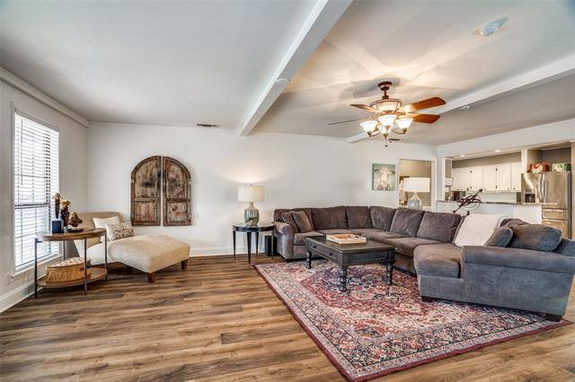 Granbury, TX 76049,3702 Lake Vista Court