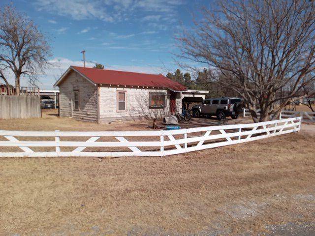 Stanton, TX 79782,1105 E St Anna