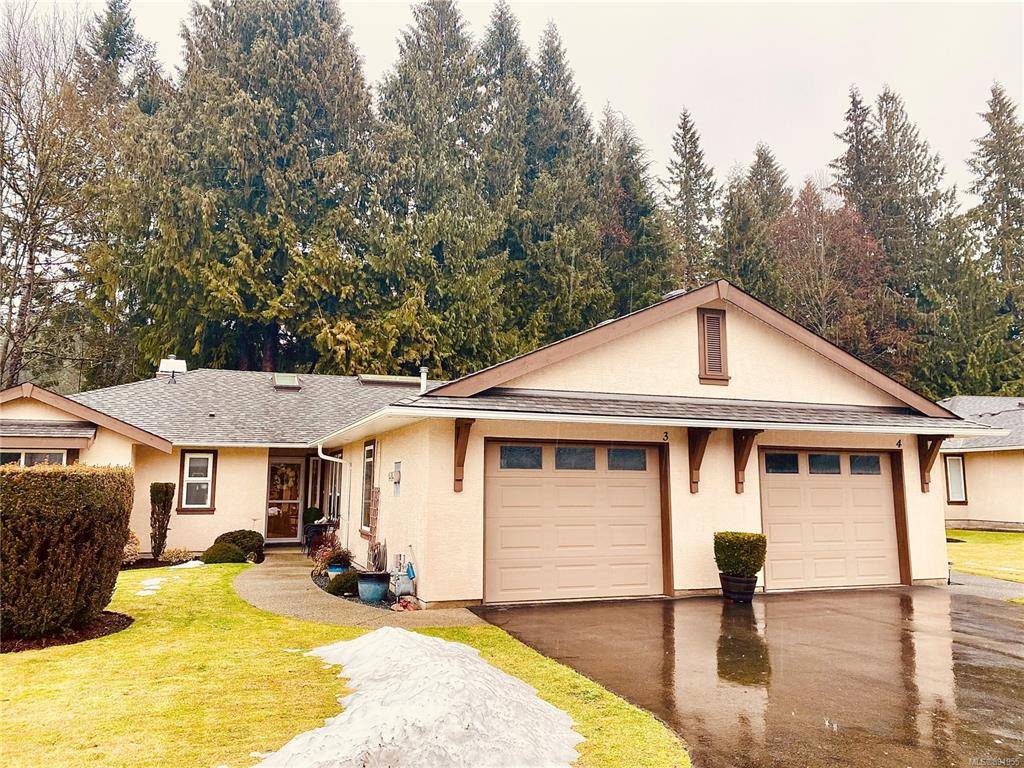 Qualicum Beach, BC V9K 2M6,820 CHESTNUT St #3