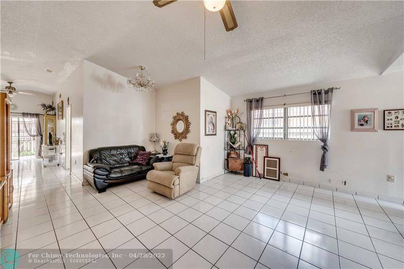 Hialeah, FL 33016,2418 W 71st Place